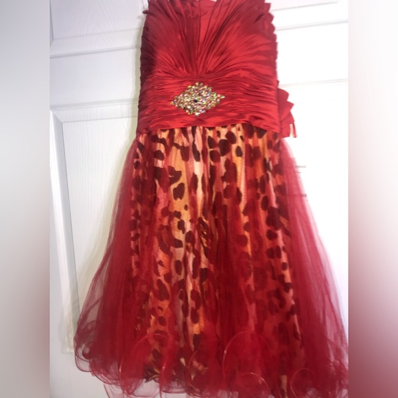 Nite Moves Prom/Pageant/Homecoming Red&Turquoise Leopard Size 2,4,6,8&12 dresses - Picture 8 of 11